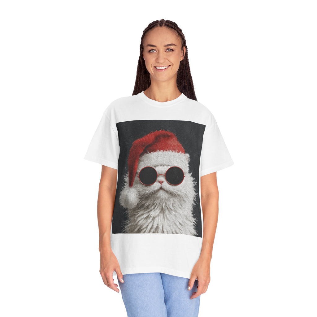 Cool White Cat in Santa Hat T-Shirt | Christmas Cat Shirt