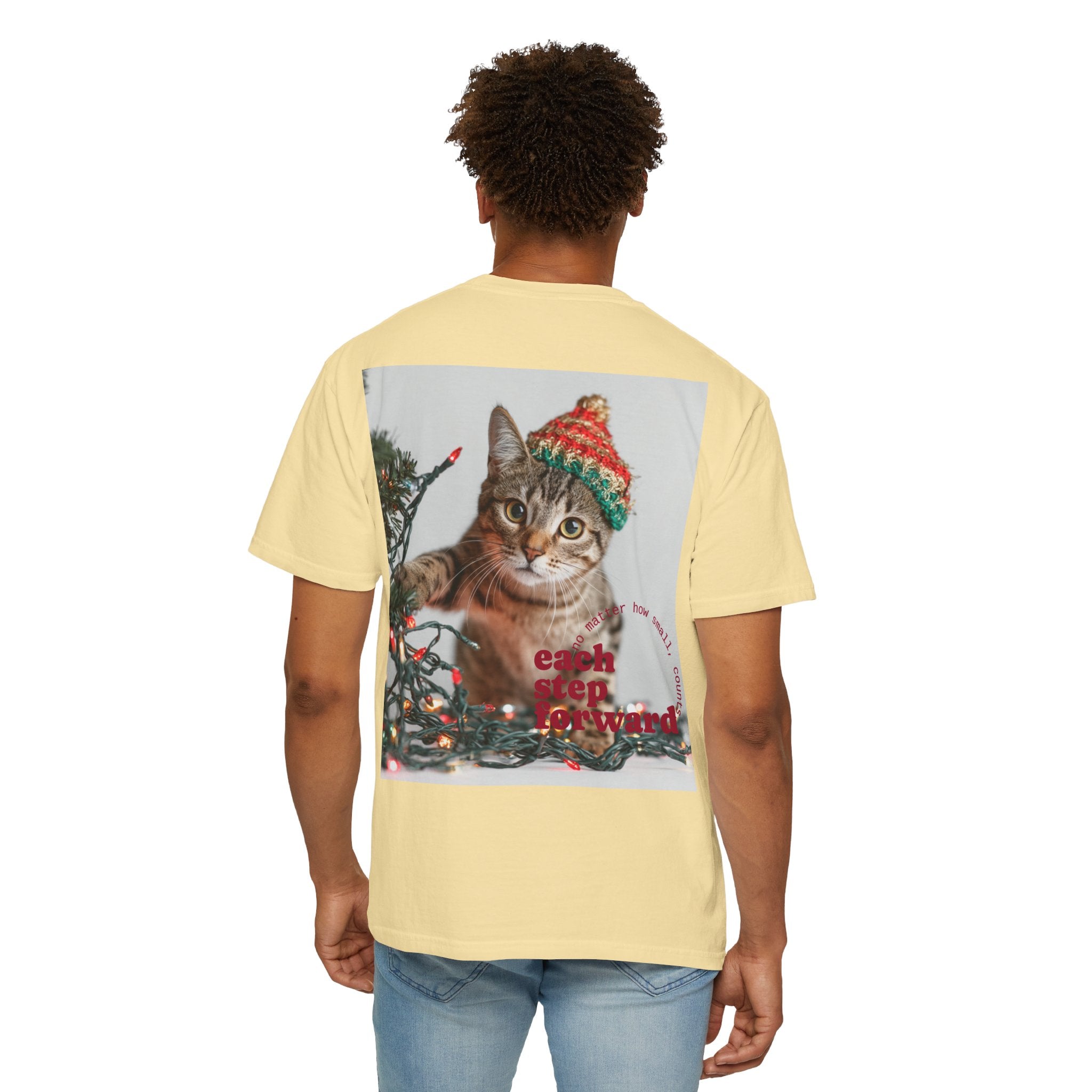 Tabby Cat in Knit Hat T-shirt | Christmas Kitty, Holiday Lights