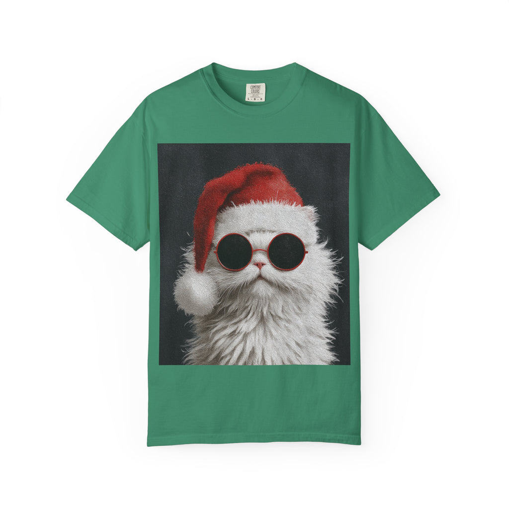 Cool White Cat in Santa Hat T-Shirt | Christmas Cat Shirt